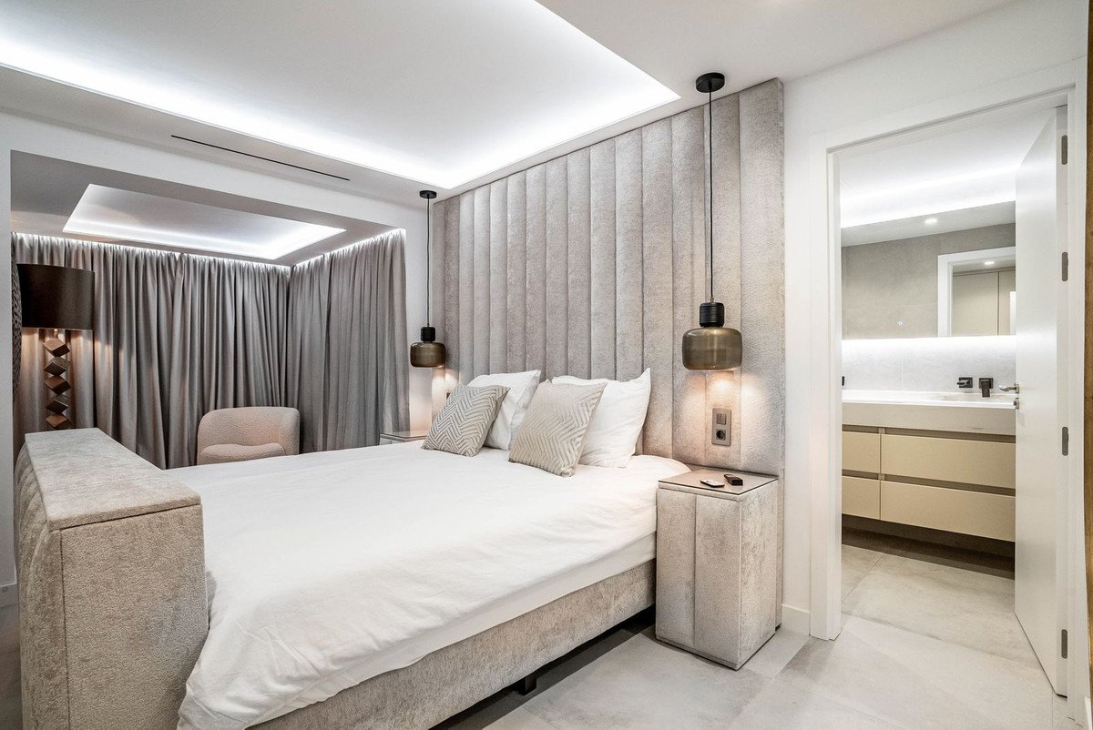 6 Bed Detached Villa in Nagüeles