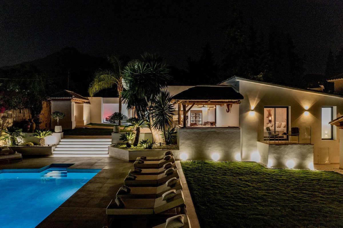 6 Bed Detached Villa in Nagüeles