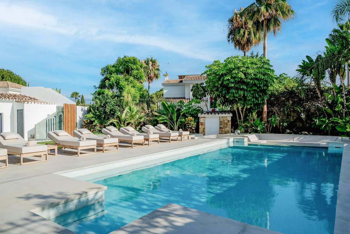6 Bed Detached Villa in Nagüeles
