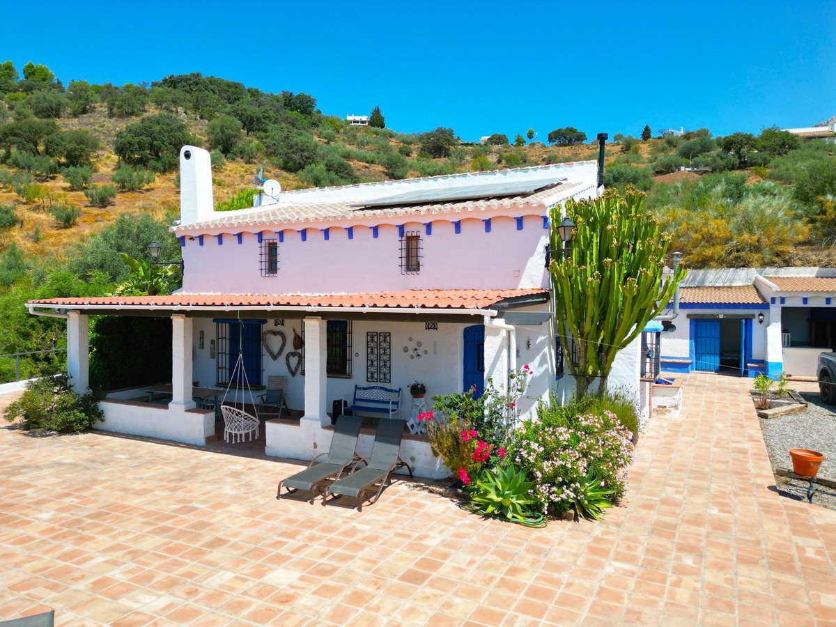 3 Bed Detached Villa in Riogordo