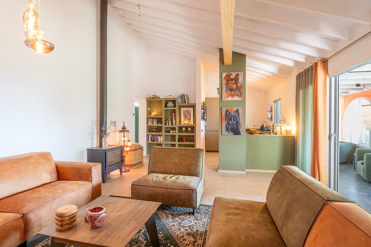 2 Bed Detached Villa in Cómpeta