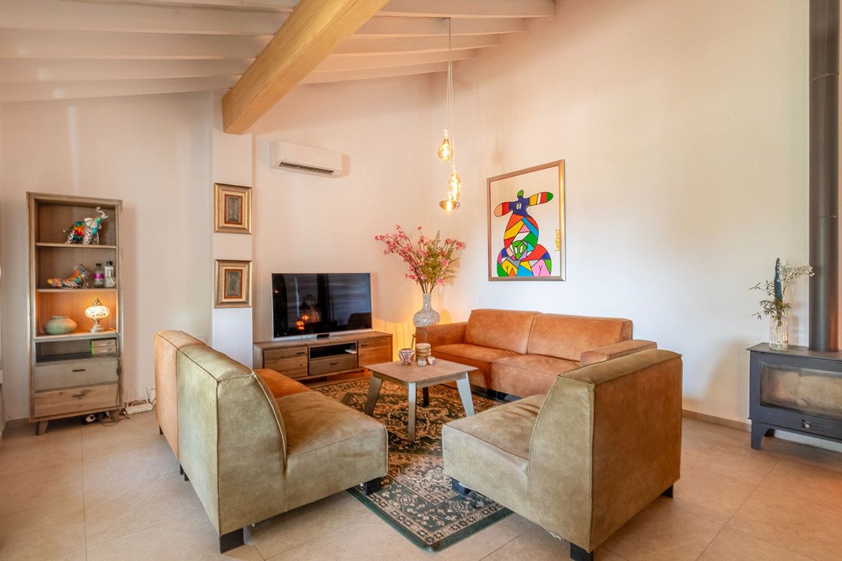 2 Bed Detached Villa in Cómpeta