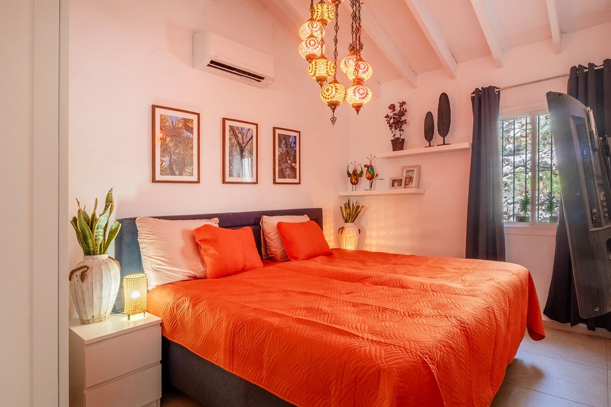 2 Bed Detached Villa in Cómpeta