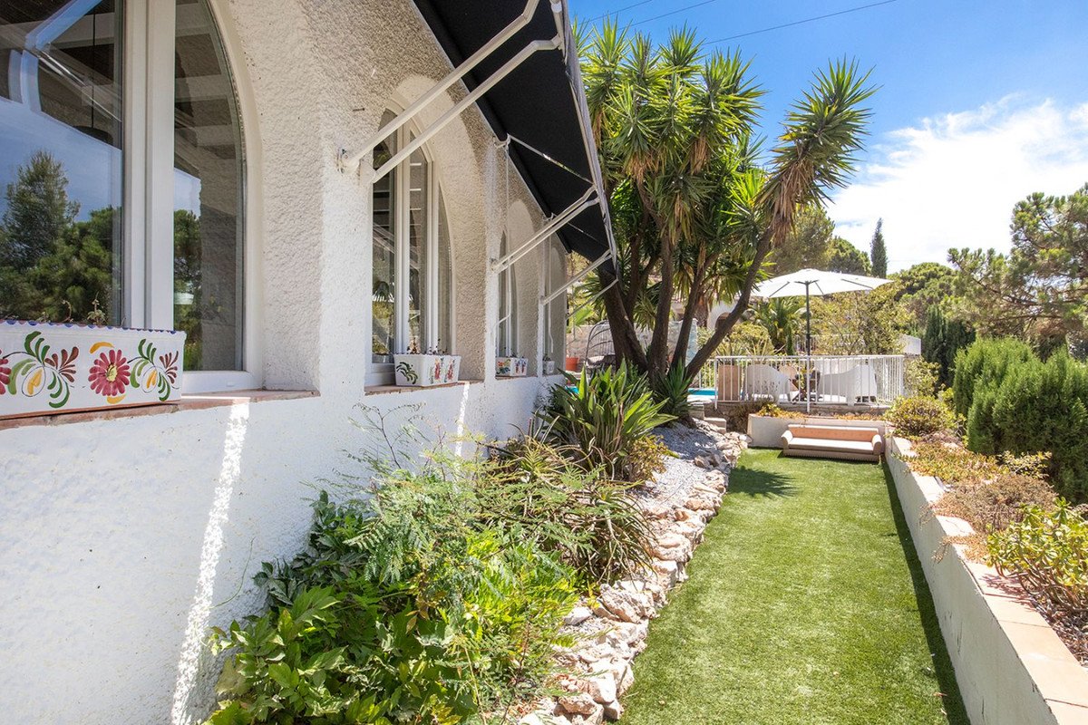 2 Bed Detached Villa in Cómpeta