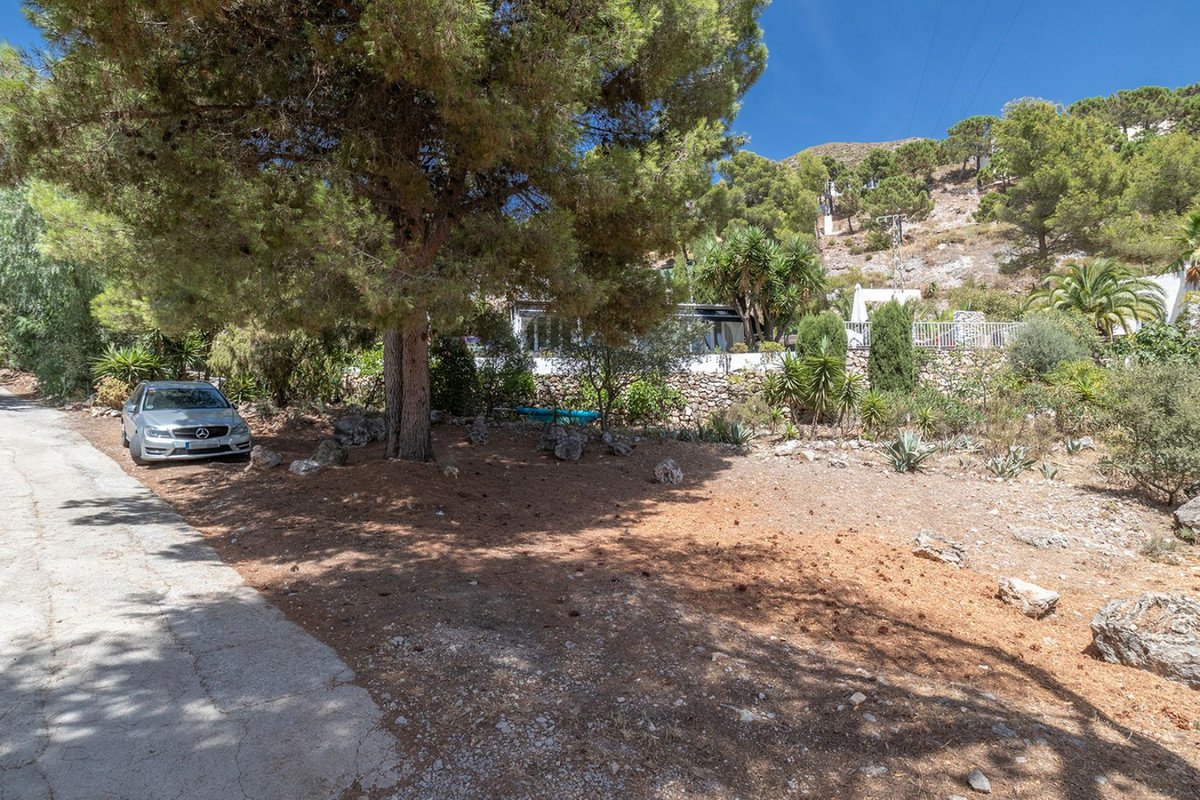 2 Bed Detached Villa in Cómpeta