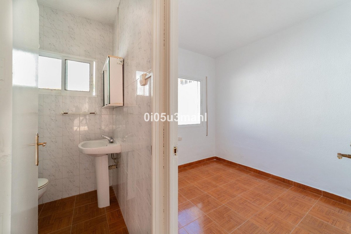 2 Bed Semi-Detached House in Rincón de la Victoria