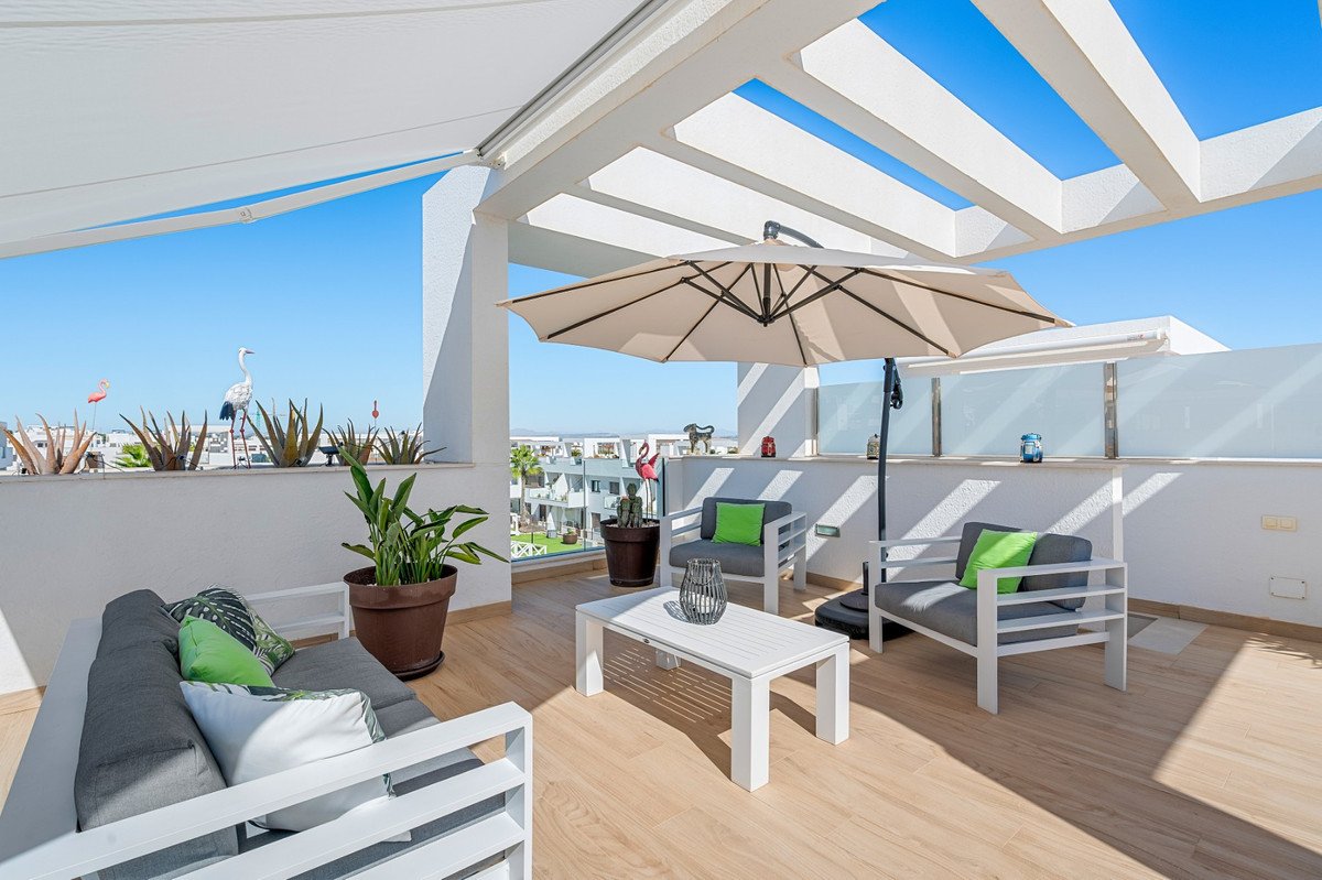 2 Bed Ground Floor Apartment in Torrevieja