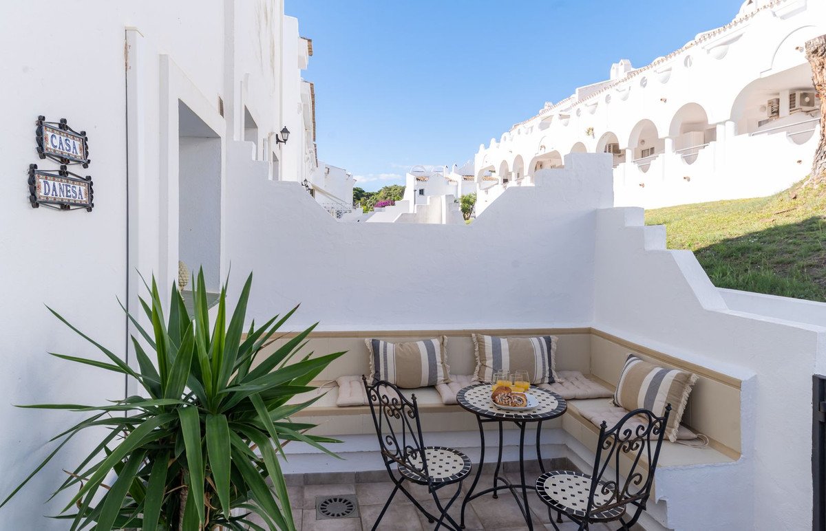 2 Bed Townhouse in Marbella