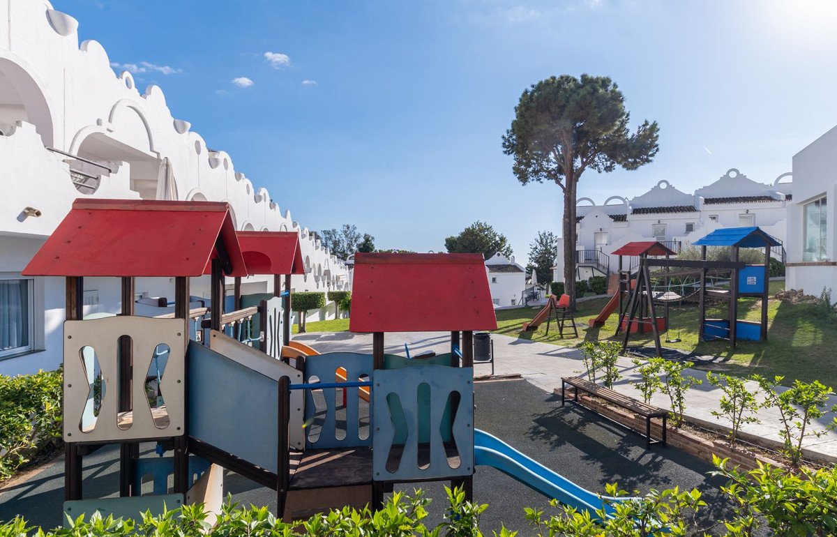 2 Bed Townhouse in Marbella
