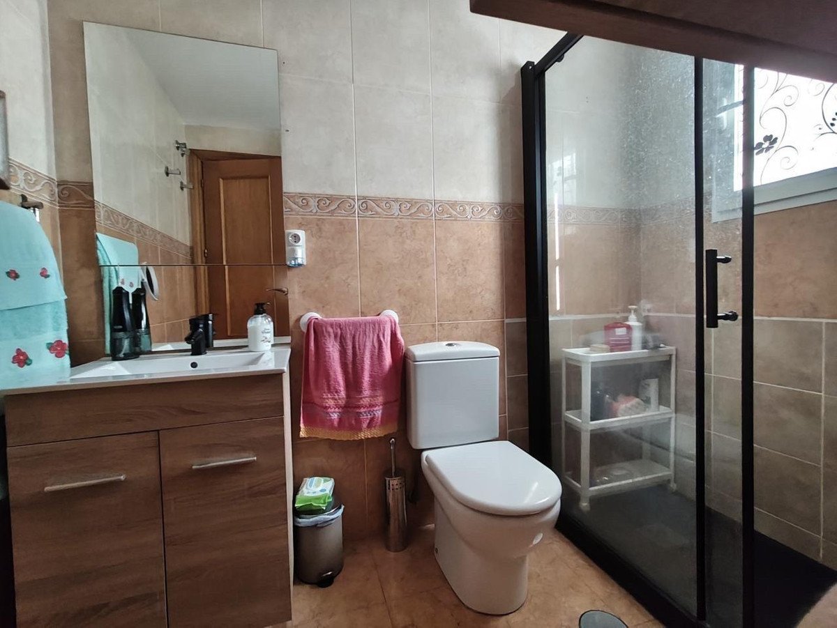 3 Bed Ground Floor Apartment in Rincón de la Victoria