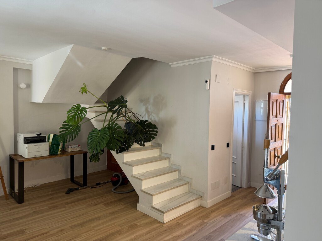 3 Bed Middle Floor Apartment in Fuengirola