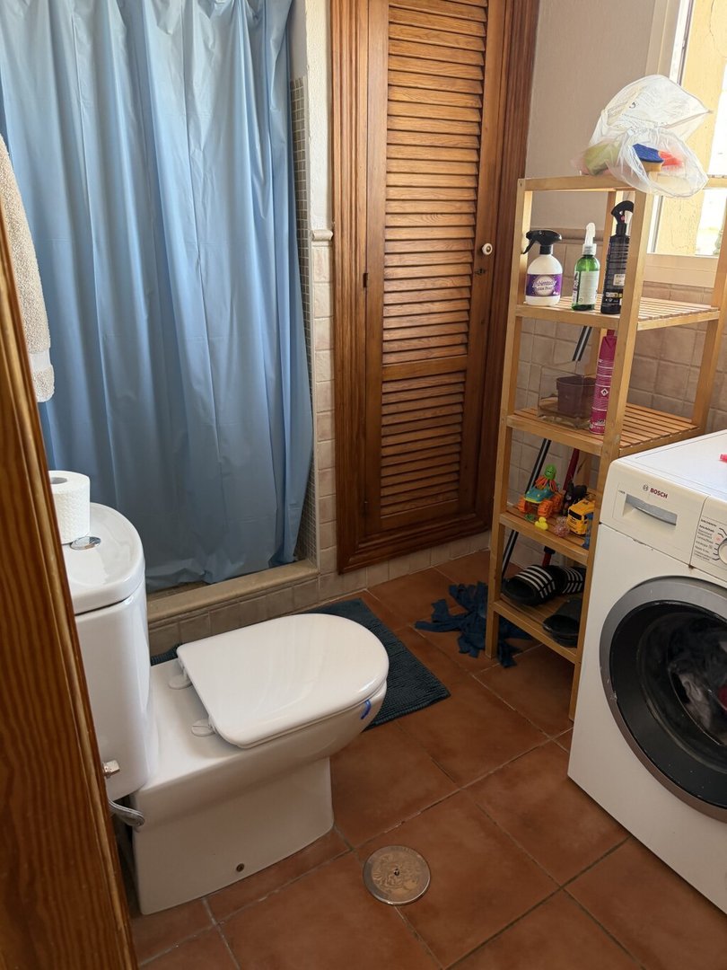 3 Bed Middle Floor Apartment in Fuengirola