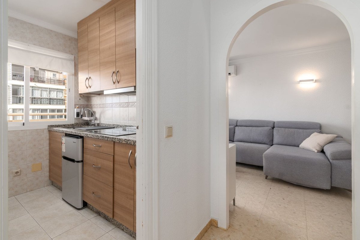 1 Bed Middle Floor Apartment in Fuengirola