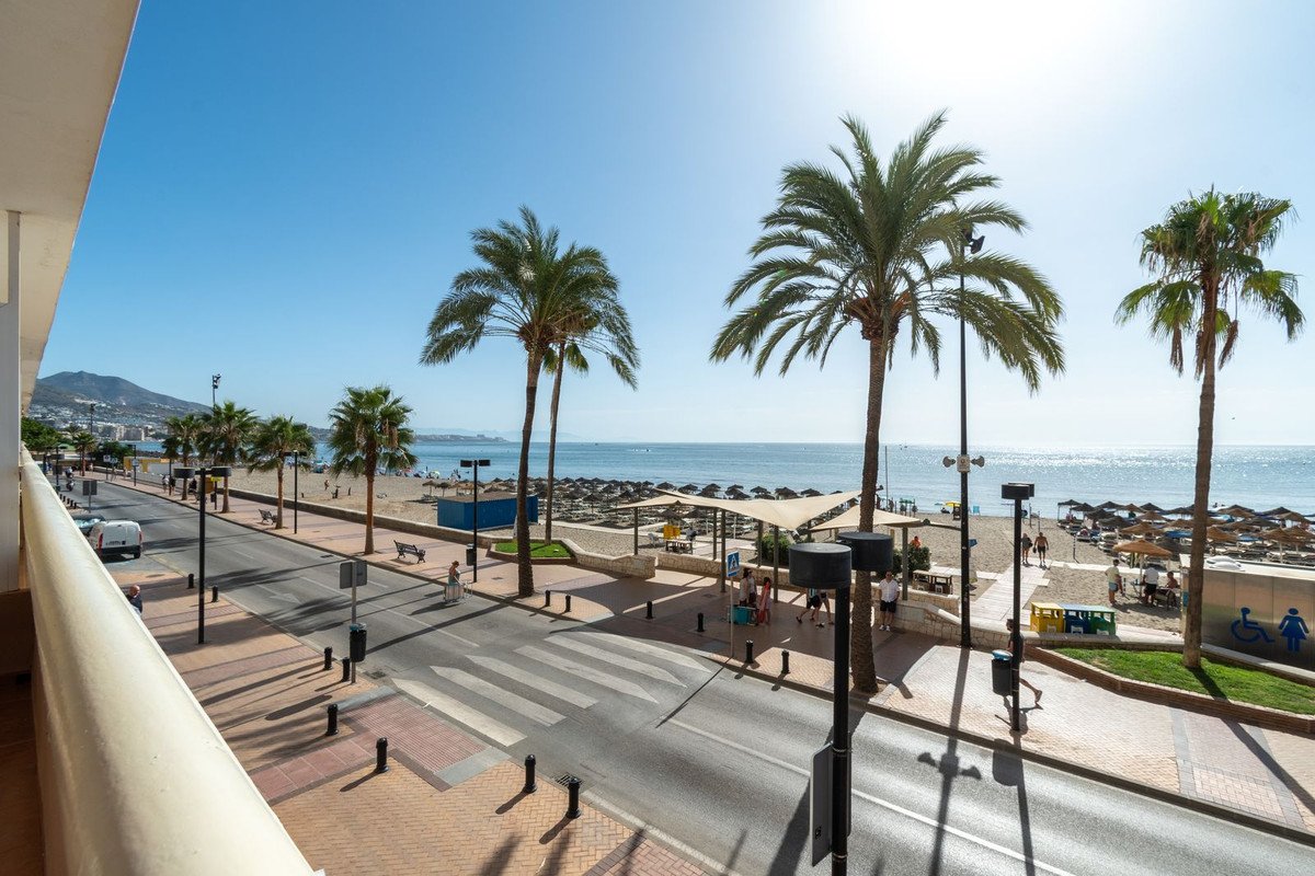 1 Bed Middle Floor Apartment in Fuengirola