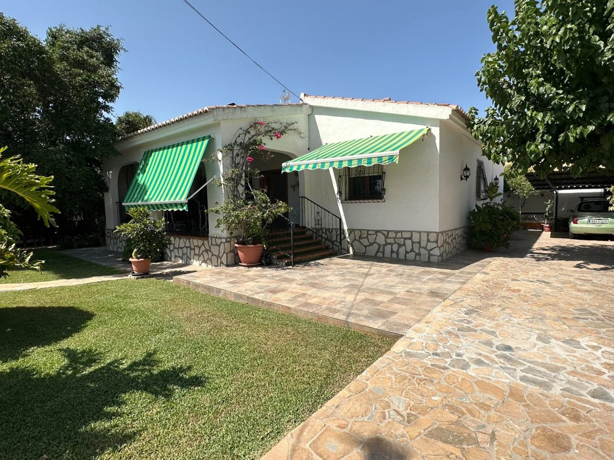 3 Bed Detached Villa in Mutxamel