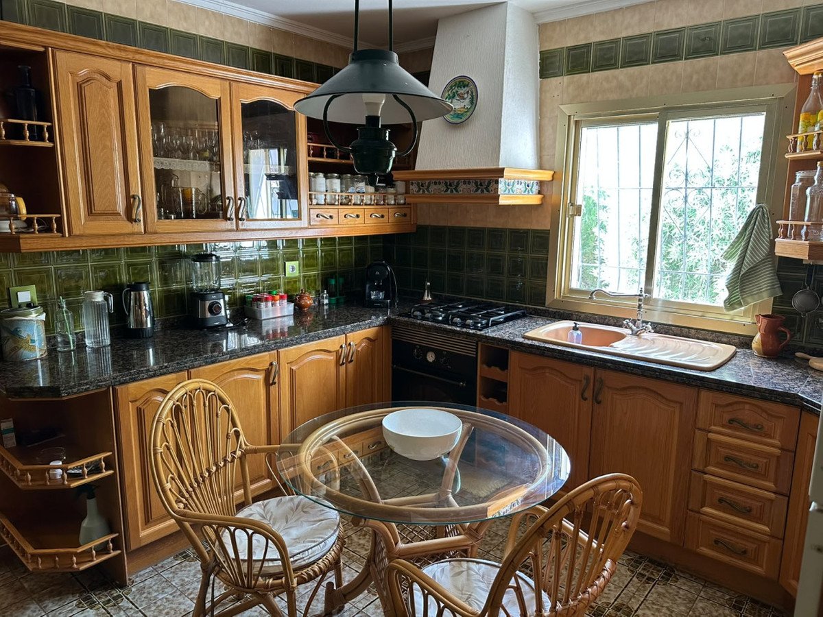 3 Bed Detached Villa in Mutxamel