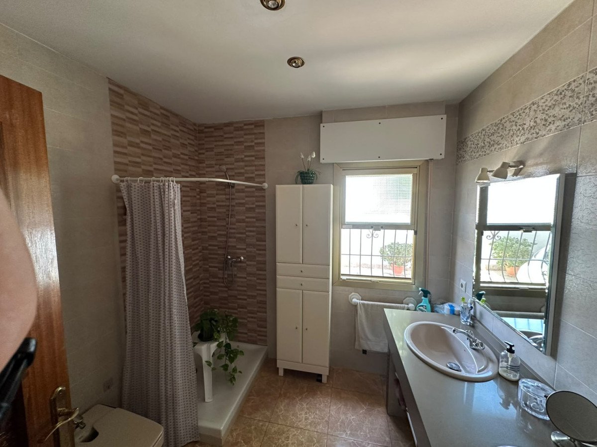 3 Bed Detached Villa in Mutxamel