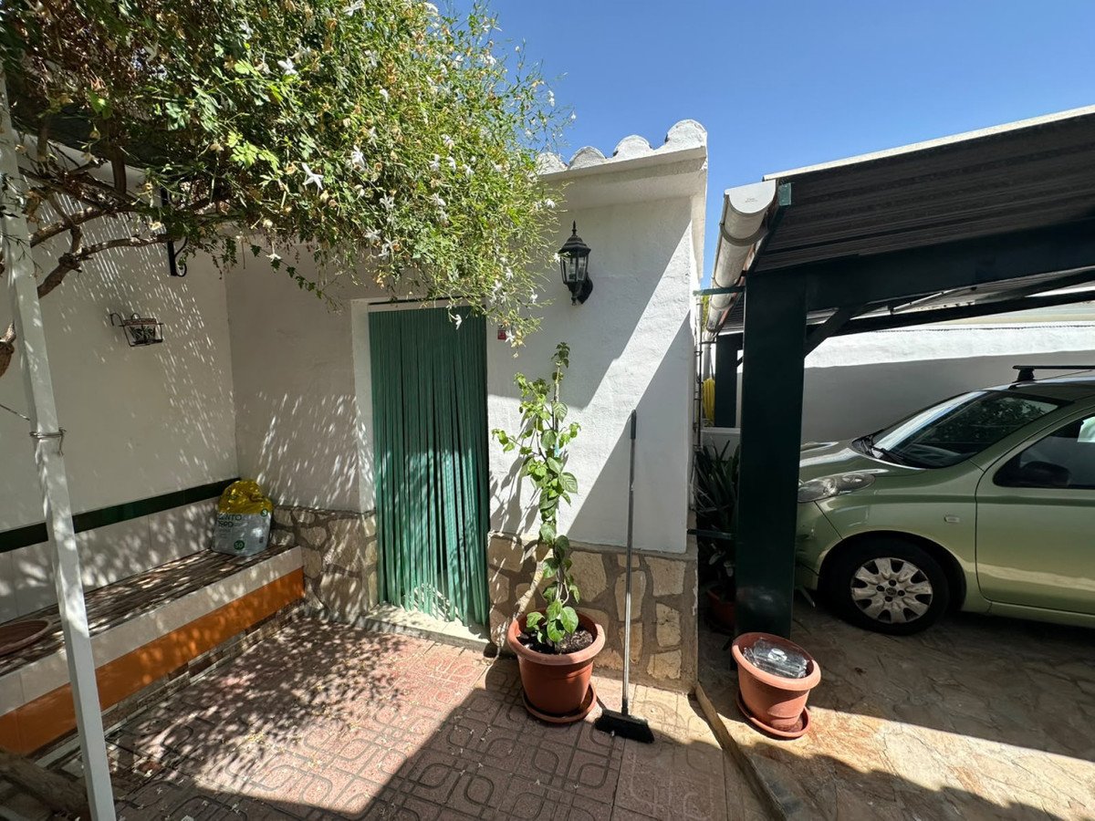 3 Bed Detached Villa in Mutxamel