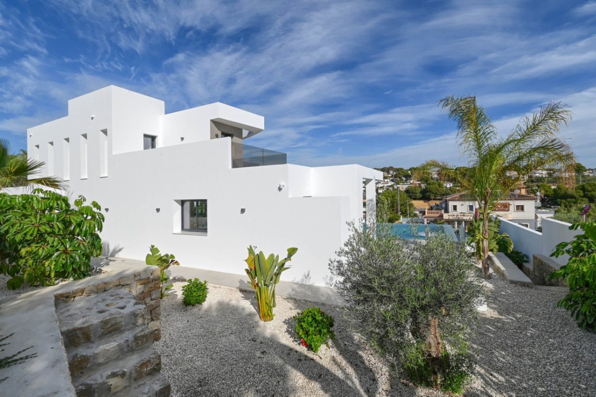 4 Bed Detached Villa in La Fustera