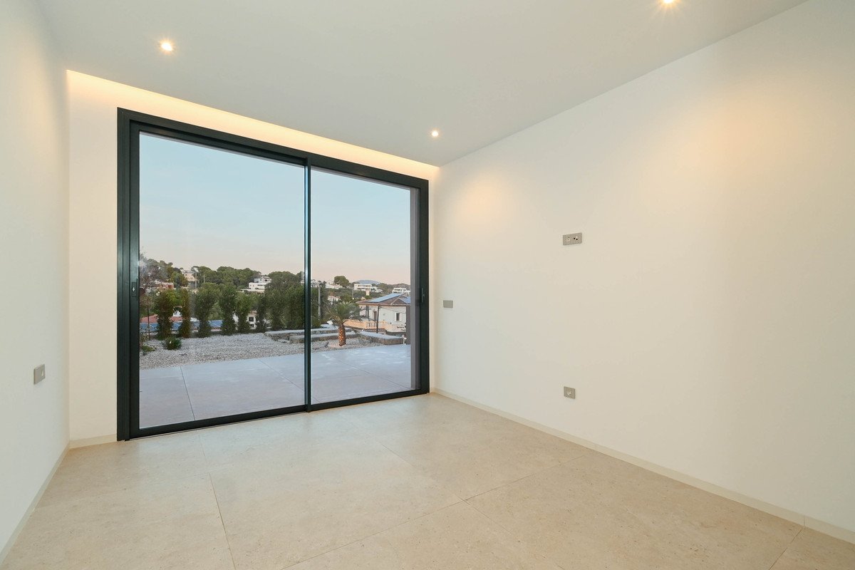 4 Bed Detached Villa in La Fustera