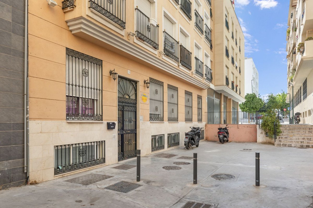 Ground Floor Studio in Málaga Centro