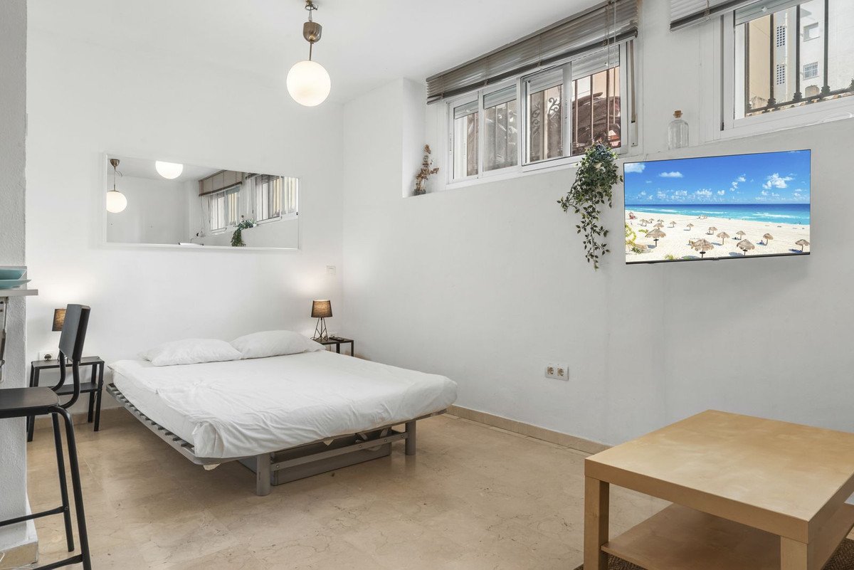 Ground Floor Studio in Málaga Centro