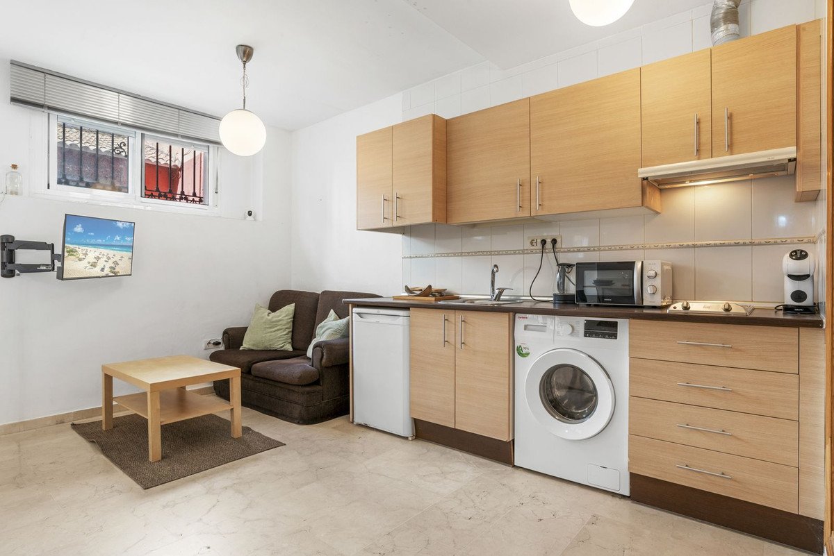 Ground Floor Studio in Málaga Centro
