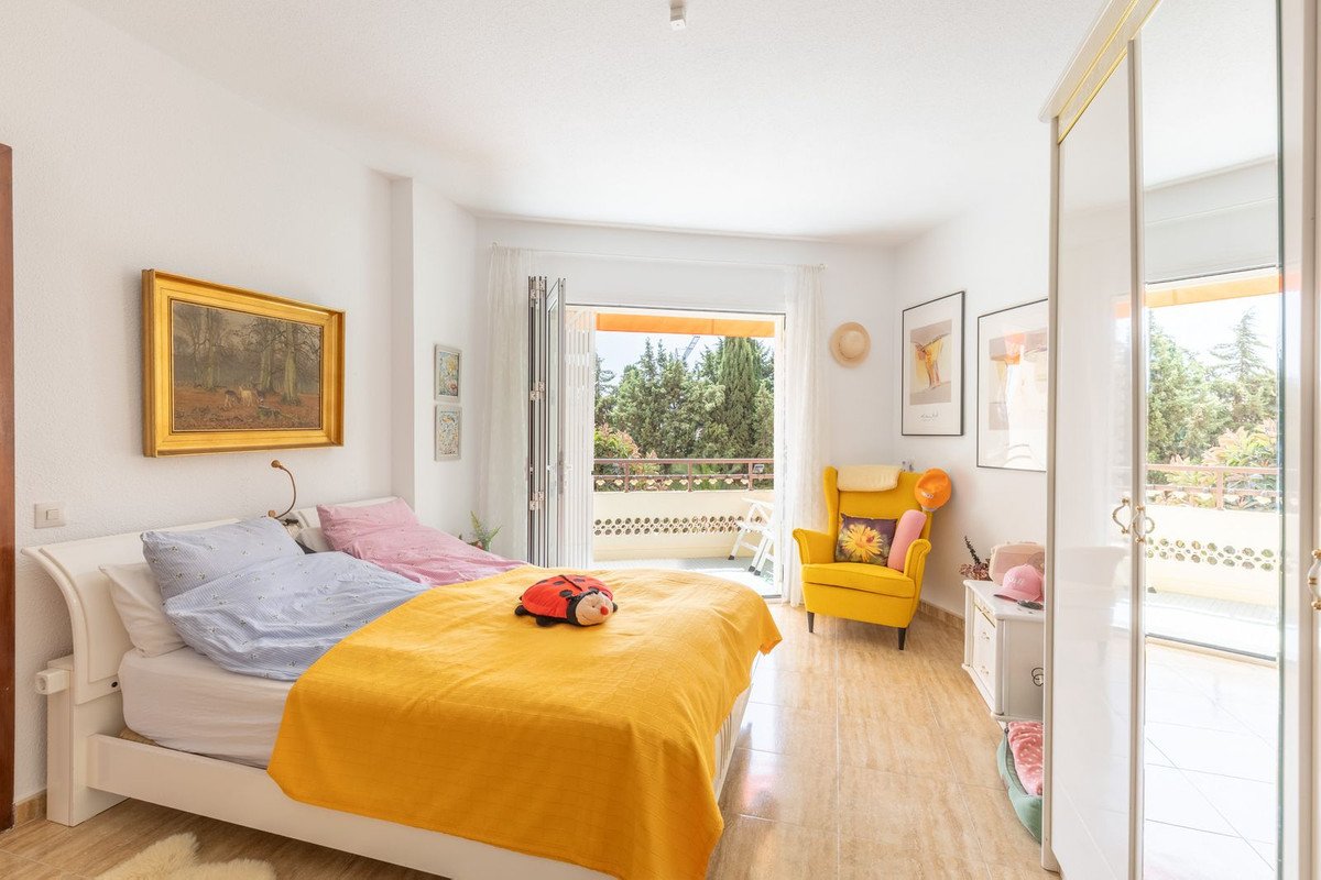 1 Bed Middle Floor Apartment in Torremolinos