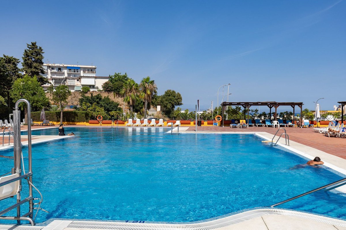 1 Bed Middle Floor Apartment in Torremolinos