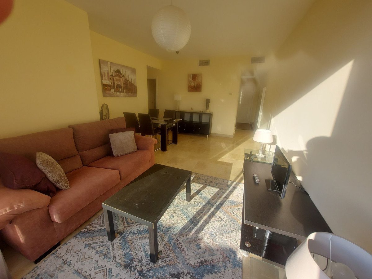2 Bed Penthouse in La Duquesa