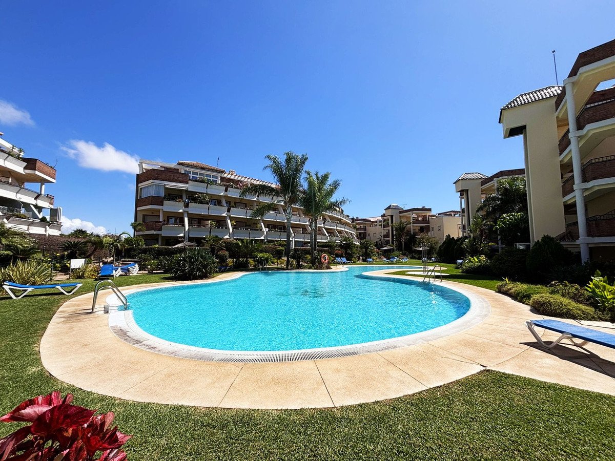 2 Bed Ground Floor Apartment in Riviera del Sol