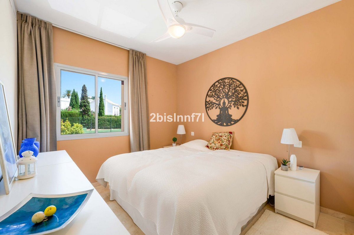 3 Bed Middle Floor Apartment in Nueva Andalucía