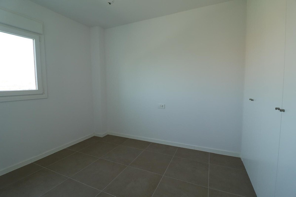 3 Bed Top Floor Apartment in El Chaparral