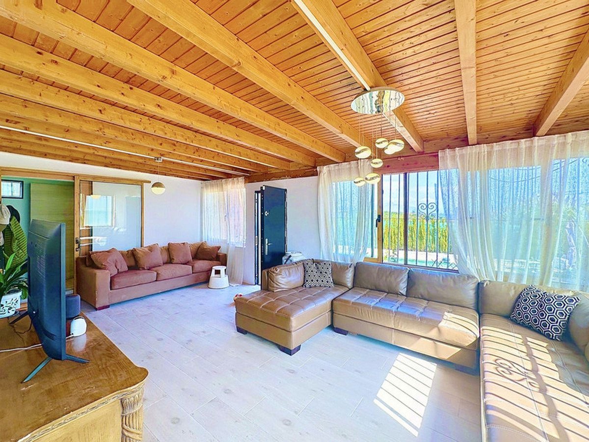 3 Bed Detached Villa in Estepona