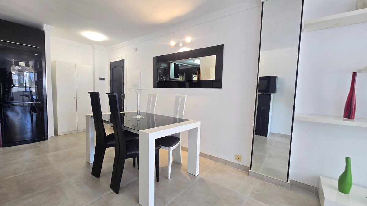 2 Bed Ground Floor Apartment in Benalmadena