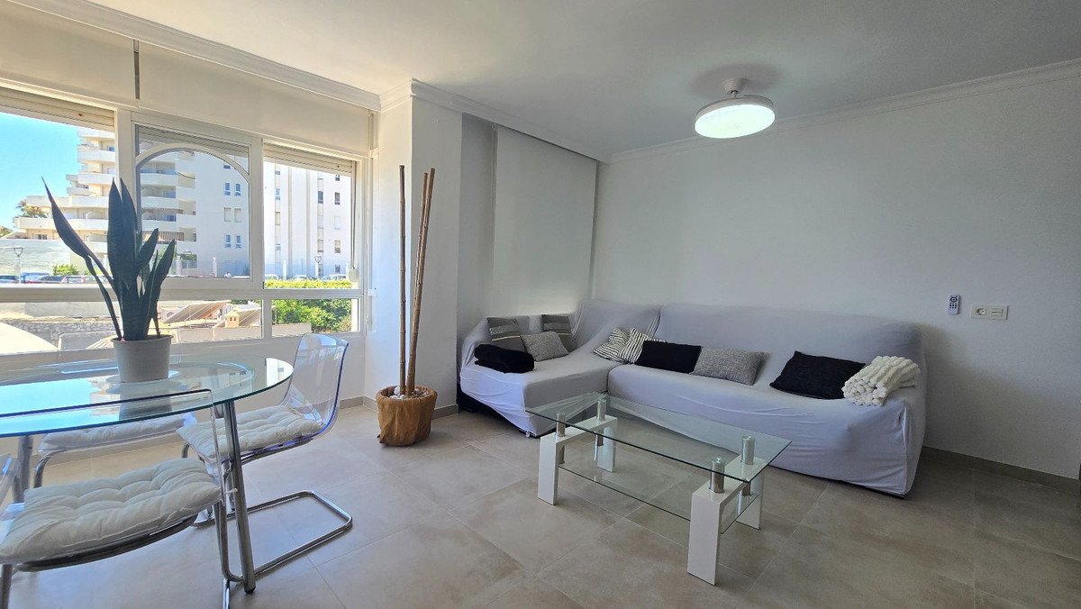 2 Bed Ground Floor Apartment in Benalmadena