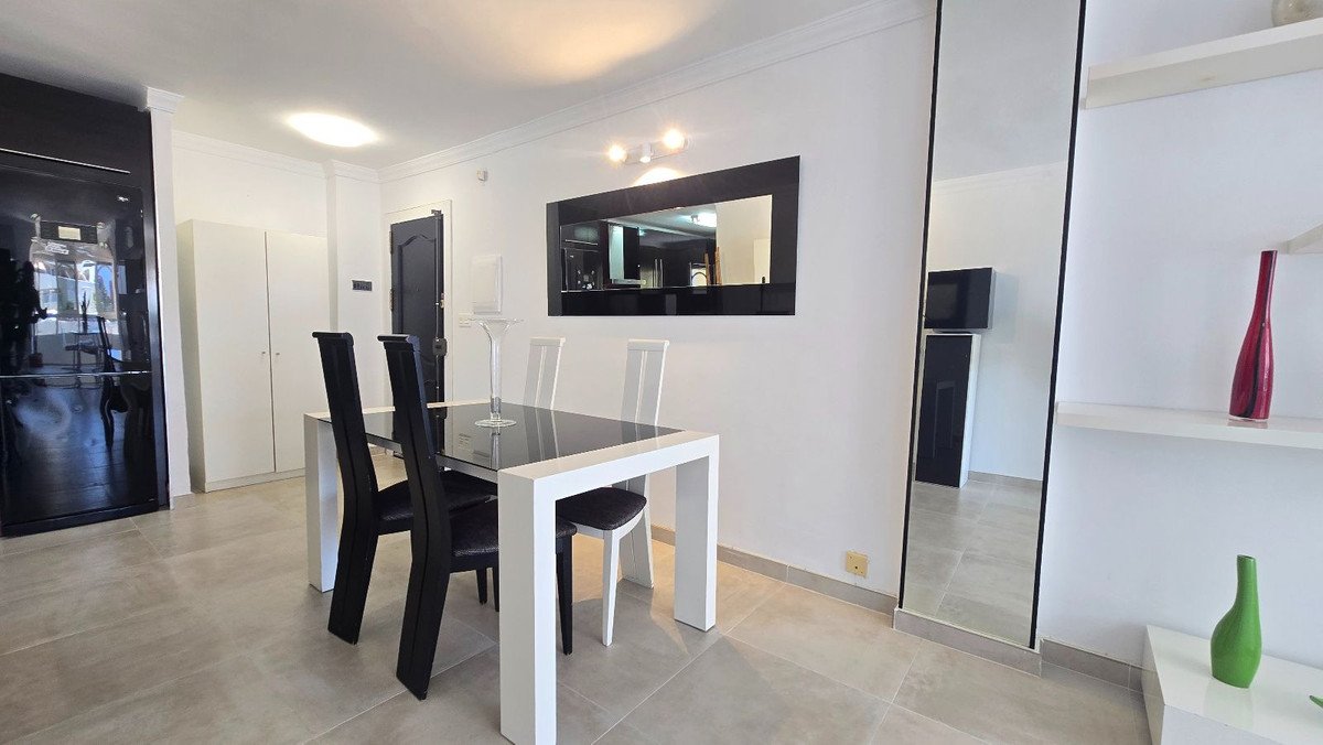 2 Bed Ground Floor Apartment in Benalmadena