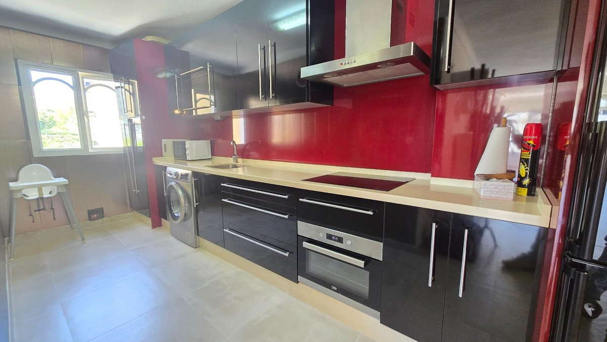 2 Bed Ground Floor Apartment in Benalmadena