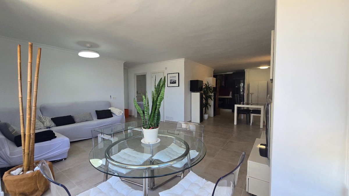 2 Bed Ground Floor Apartment in Benalmadena