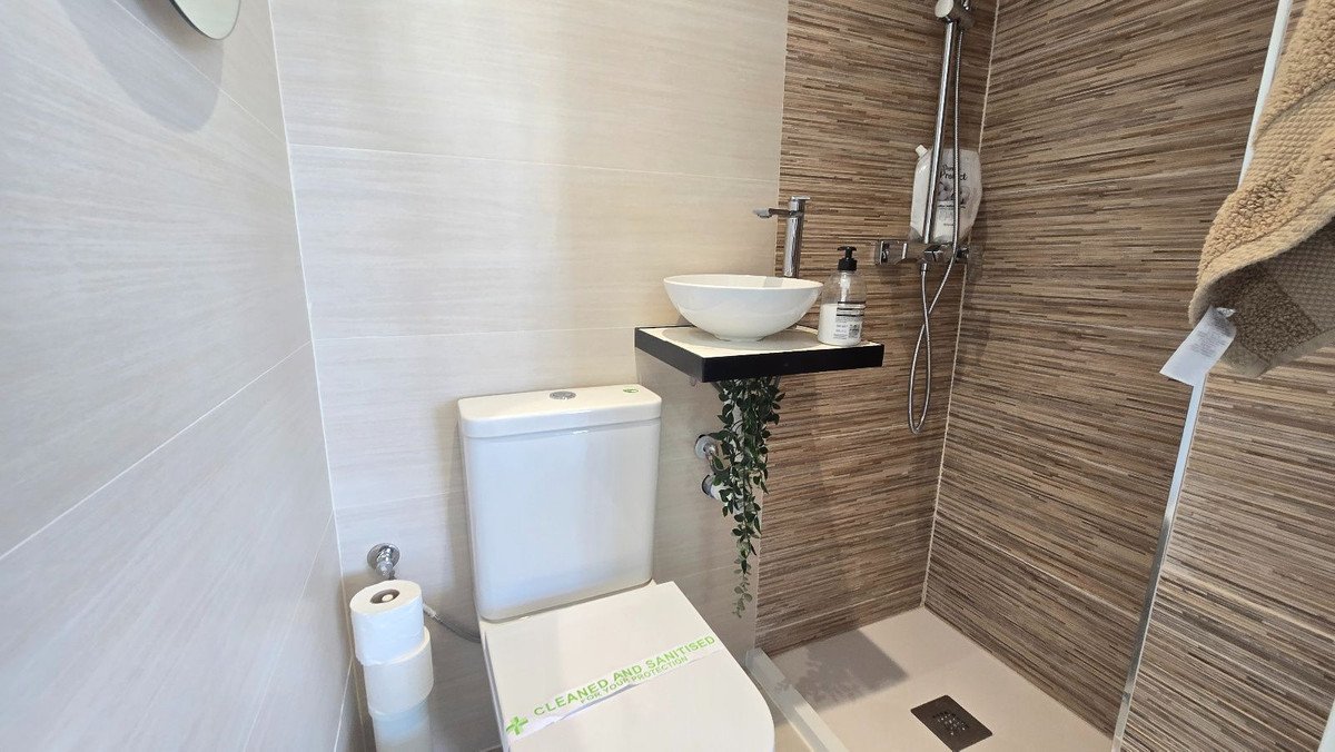 2 Bed Ground Floor Apartment in Benalmadena