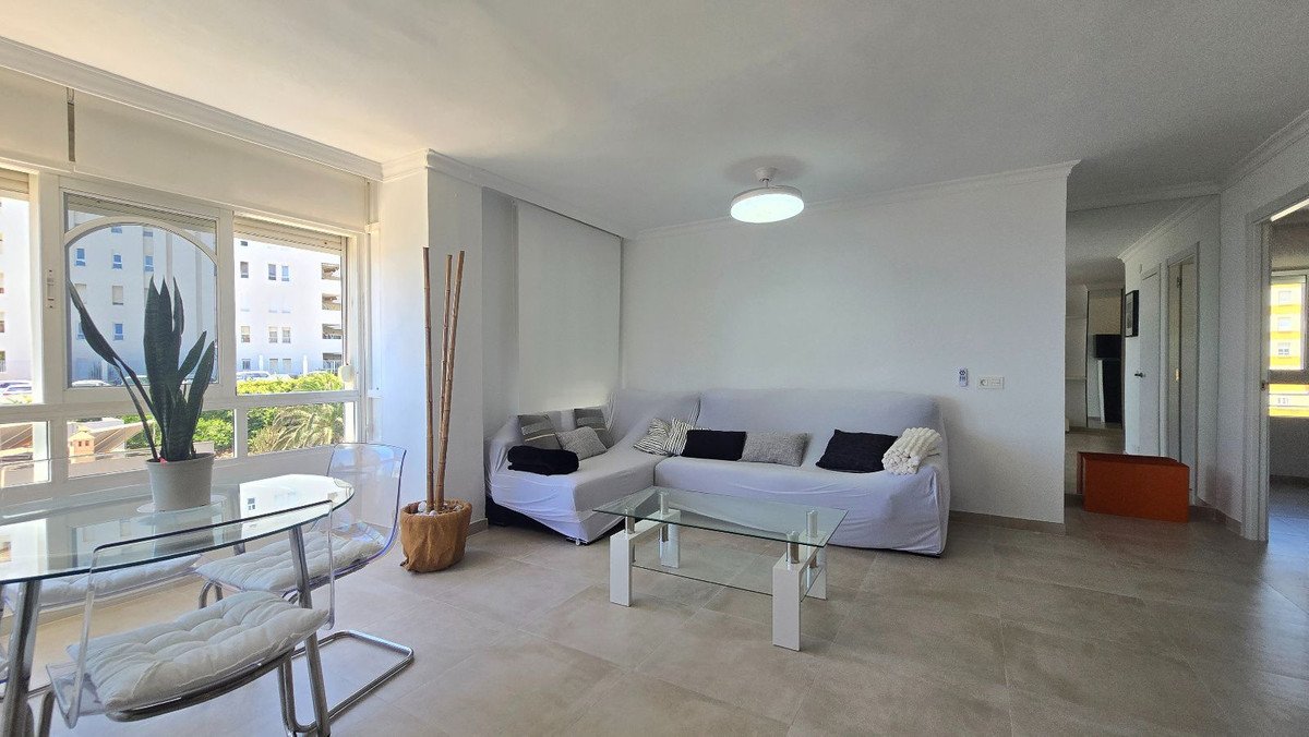 2 Bed Ground Floor Apartment in Benalmadena