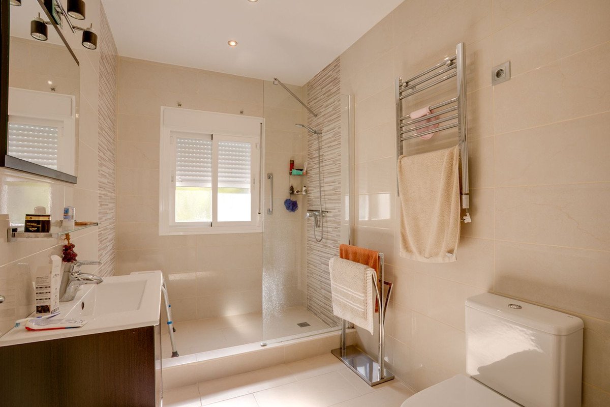 3 Bed Detached Villa in El Paraiso