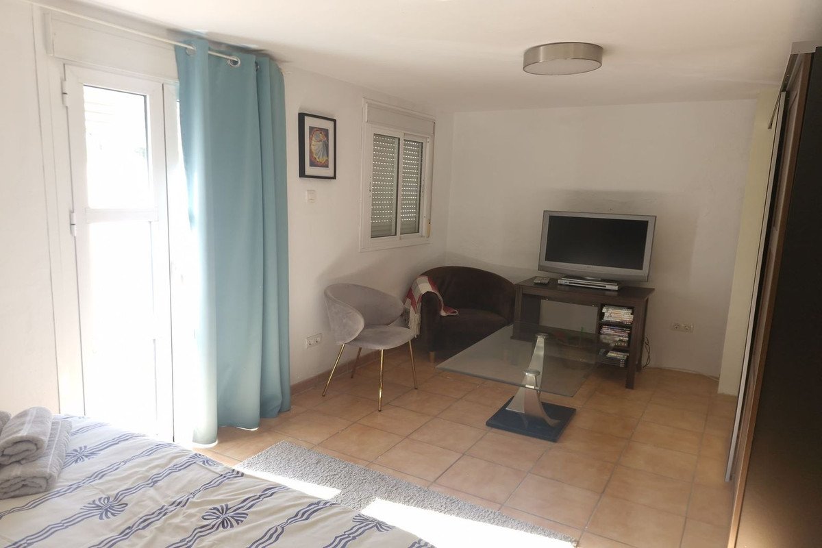 2 Bed Townhouse in Tolox
