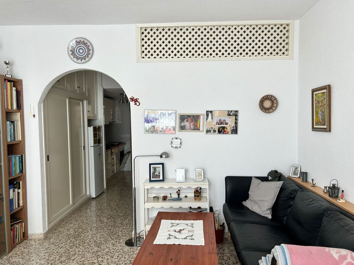 1 Bed Middle Floor Apartment in Torremolinos