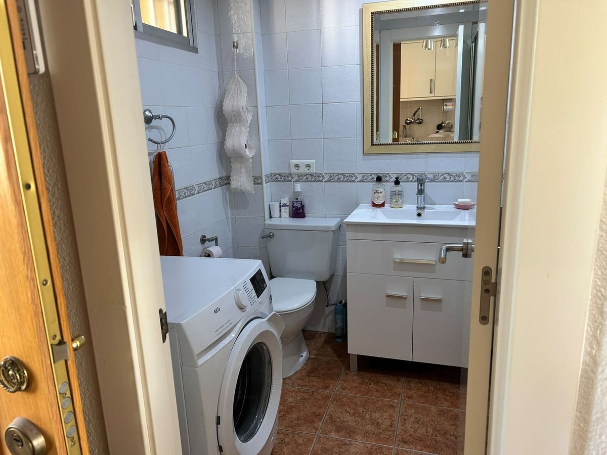 1 Bed Middle Floor Apartment in Torremolinos
