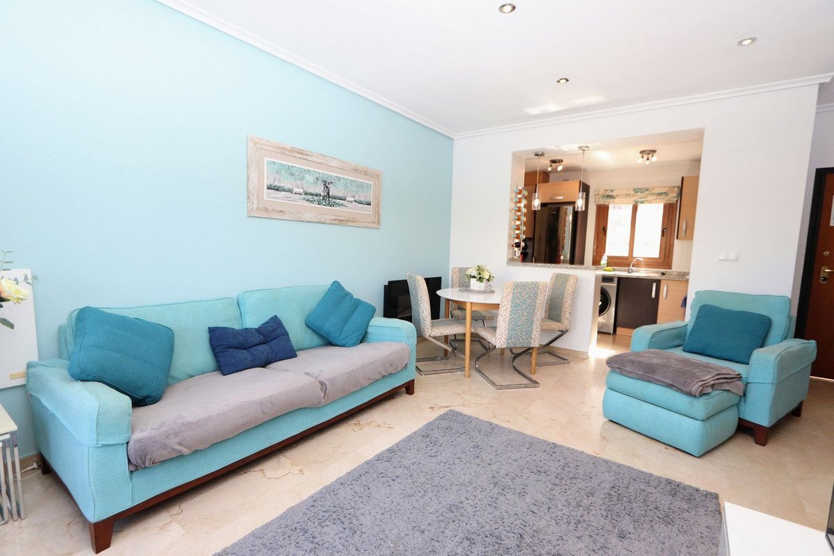 2 Bed Penthouse in Las Ramblas Golf