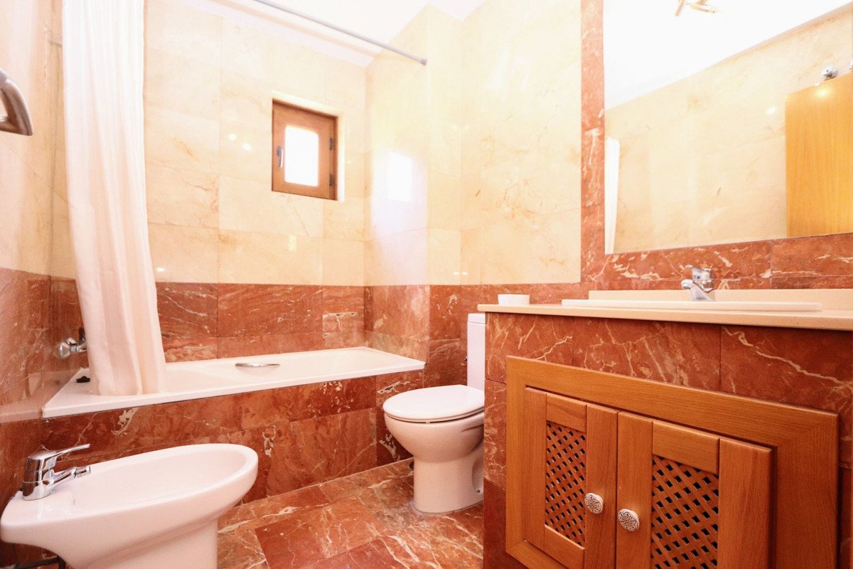 2 Bed Penthouse in Las Ramblas Golf