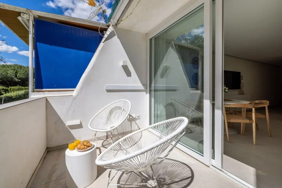 1 Bed Ground Floor Apartment in Estepona