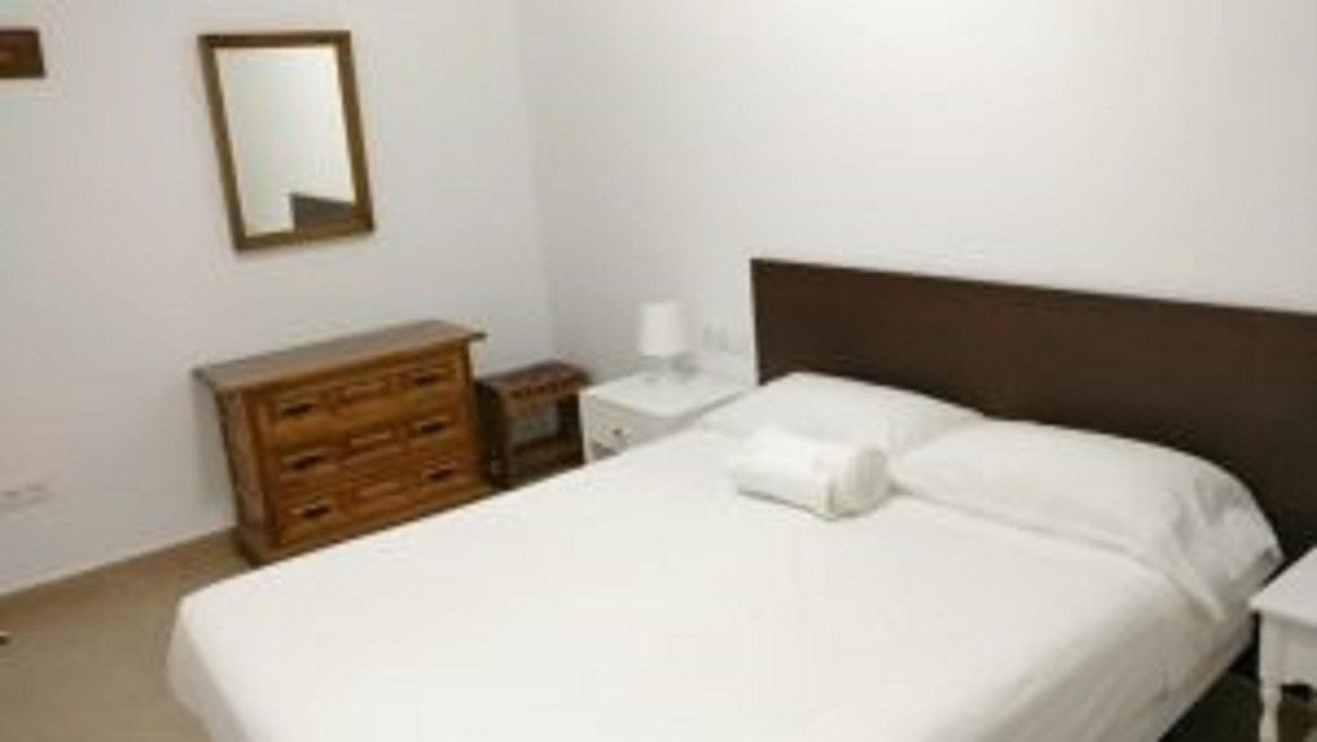 1 Bed Middle Floor Apartment in Benalmadena