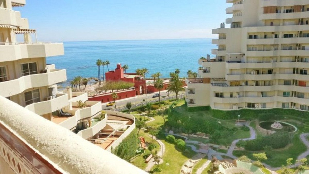 1 Bed Middle Floor Apartment in Benalmadena